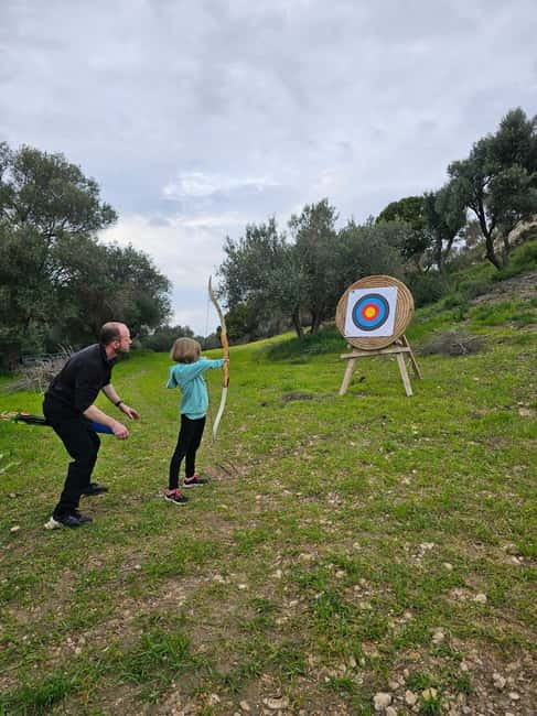 Katakolo: Archery Experience next to a Medieval Castle! - Discover the Historic Setting by the Castle in Katakolo