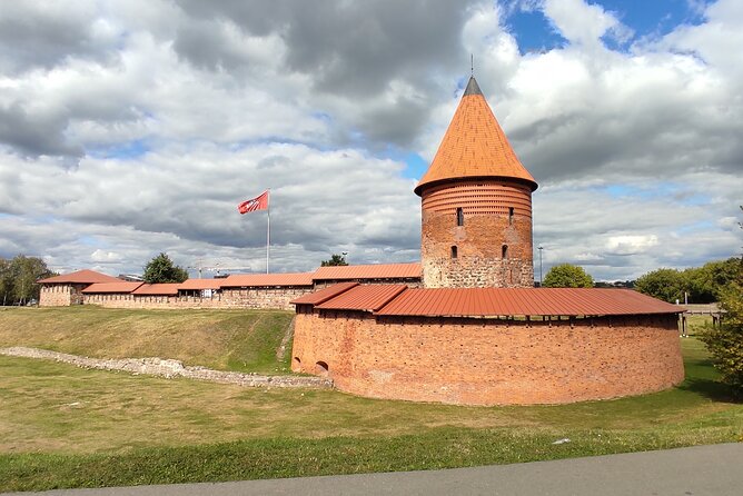 Kaunas city center tour + IX Fort Museum (BONUS) - Discovering Kaunas Old Town’s Historic Gems
