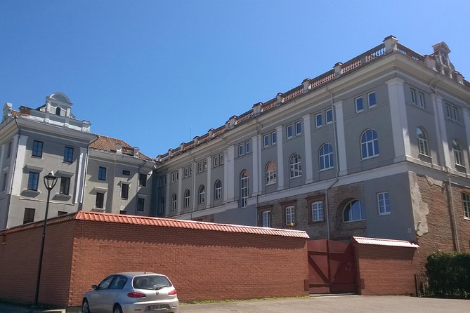 Kaunas Old Town tour + IX Fort Museum (BONUS) - Discover the Historic Walls of Kaunas Castle