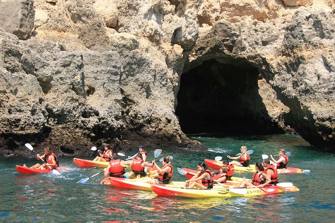 Kayak 2H30 Grottos Ponta da Piedade - Lagos - Navigating the Coastline of Lagos by Kayak