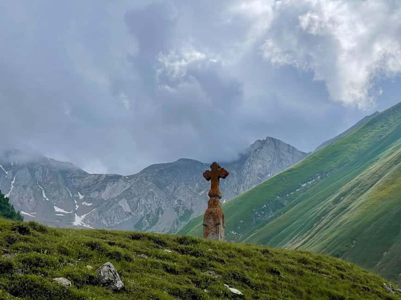 Kazbegi Region: Day Hikes - Gveleti Waterfalls in the Dariali Gorge
