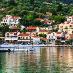 Kefalonia Highlights - Bus & Cruise, Assos & Lunch in Fiscardo - Indulging in a Three-Course Meal at Fiscardo