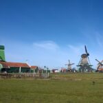 Keukenhof Tulips and Zaanse Schans Windmills Private Day Tour - Lunch in a Picturesque Dutch Setting