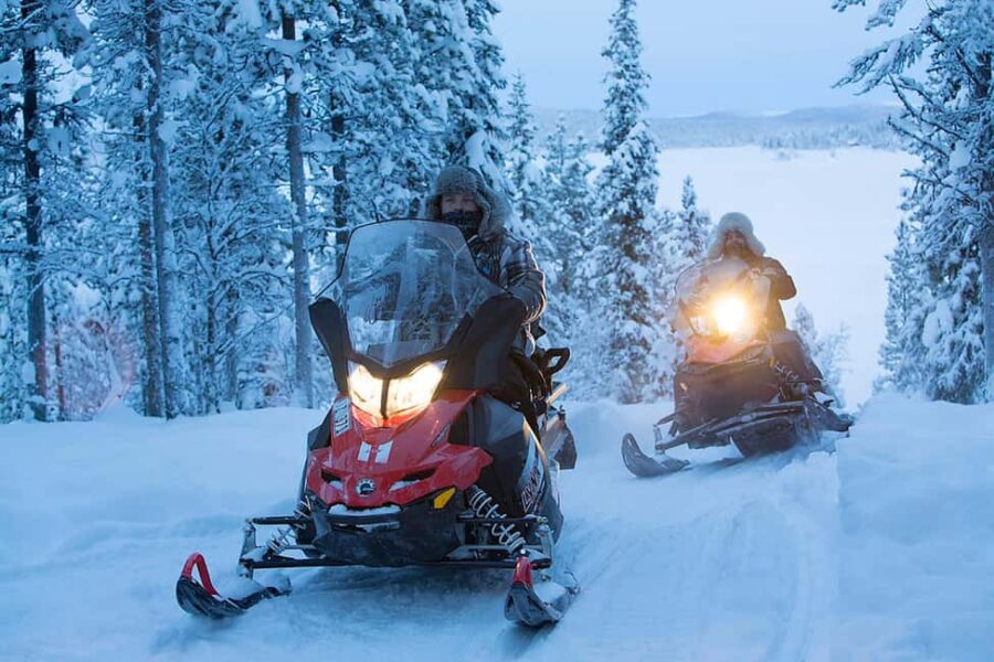 Kiruna: Overnight Snowmobile Tour with Dinner and Sauna - The Snowmobile Route Along the Torne River and Forest Trails