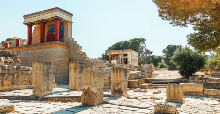 Knossos & Heraklion Archaeological Museum: From Chania - Starting in Chania with Convenient Pickup