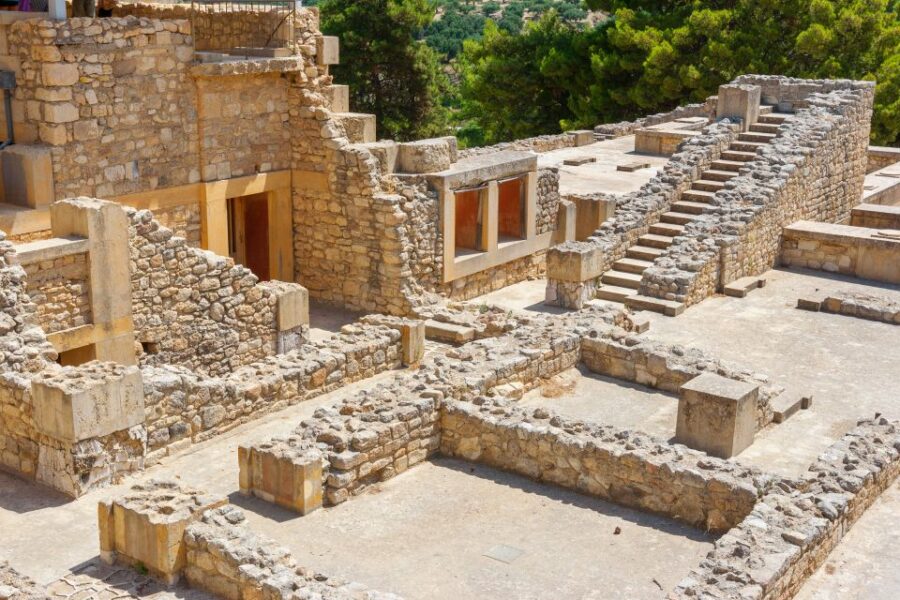 Knossos Palace Skip-the-Line Ticket & Private Guided Tour - The Benefits of a Skip-the-Line Entry at Knossos