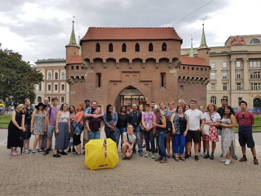 Krakauer old town tour - Starting Point: The Medieval Entrance Between the Barbakan and St. Florianstor