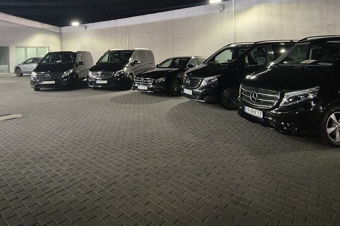 Kraków: Airport Transfer - Vehicle Quality and Driver Professionalism