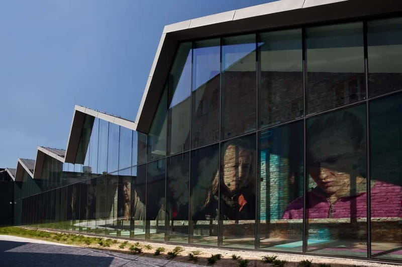 Krakow: City Card with Public Transport - Starting Points and Operating Hours for Convenient Pickup