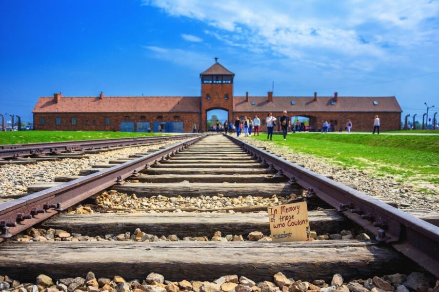 Krakow: Guided Auschwitz Birkenau Tour - The Significance of Visiting Auschwitz I and Birkenau