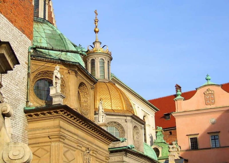 Krakow: Guided City Tour by Golf Buggy with Hotel Pickup - Navigating Krakow’s Historic Old Town and Main Market Square