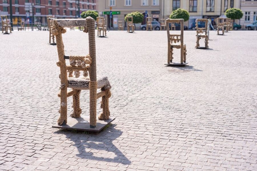 Krakow: Jewish Ghetto Walking Tour - Starting Point and End Location at Schindler Factory Museum