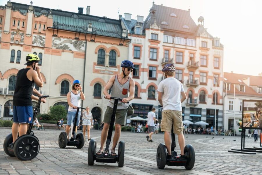 Krakow: Jewish Quarter Segway Tour - Cruising Along the Vistula Boulevards and Bernatkas Footbridge