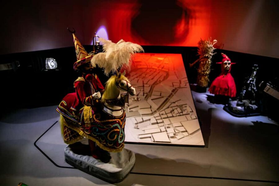 Krakow: Legends of Krakow Robot Show Entry Ticket - A Brief Introduction to Krakow’s Legendary Tales in Robot Form