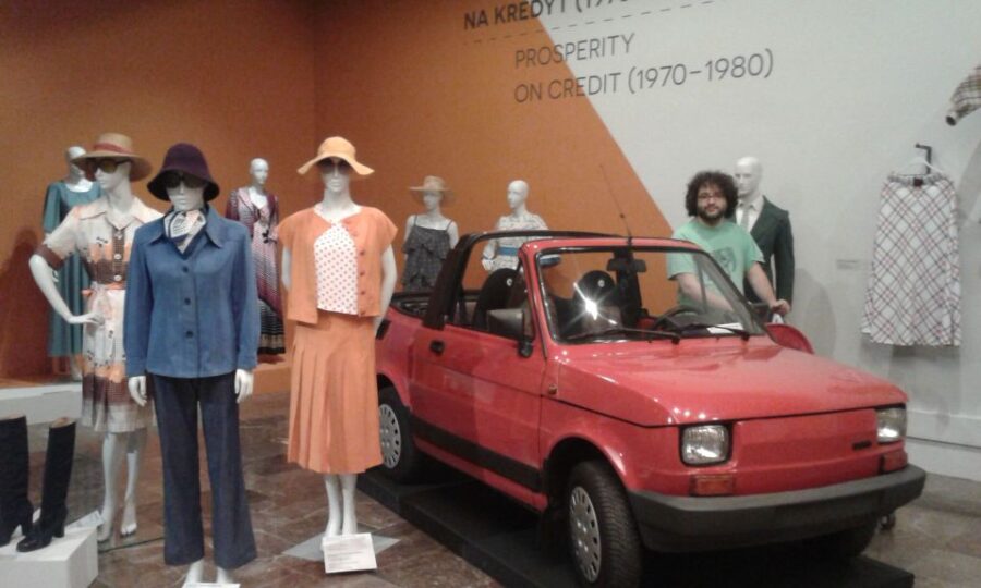 Krakow: Nowa Huta Former Communist Neighborhood Walking Tour - Visiting the Lords Ark Church: A Symbol of Resistance