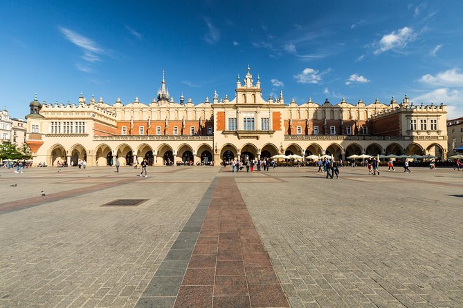Krakow Old Town Guided Walking Tour - From the Main Market Square to the Wawel Castle Complex