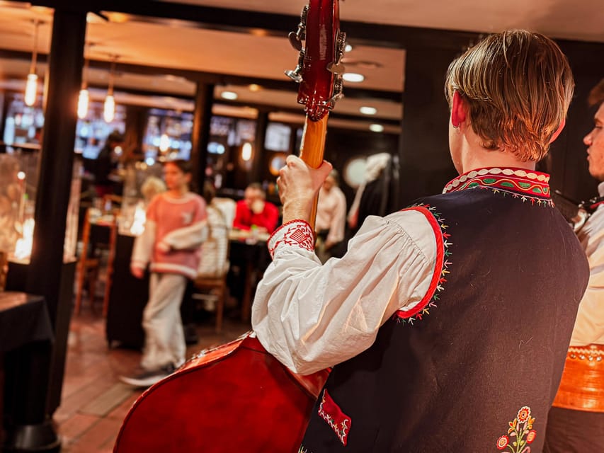 Krakow: Polish Folk Dinner with Vistula River Cruise - Comparing to Similar Experiences in Krakow