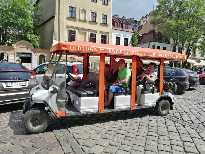 Krakow: Private Sightseeing Tour by Electric Car - From the Old Town to the Wawel Castle