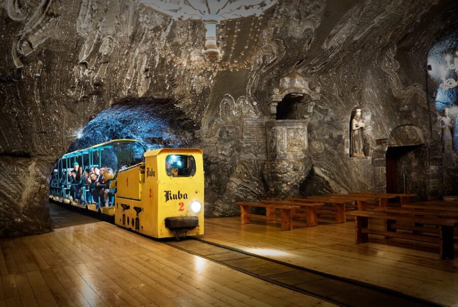 Krakow: UNESCO Bochnia Salt Mine Tour & Boat Expedition - Exploring the Salt Chambers, Chapels, and Tunnels