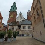 Krakow: Wawel Cathedral Guided Tour in Dutch - Inside Wawel Cathedral: A Journey Through Polish History