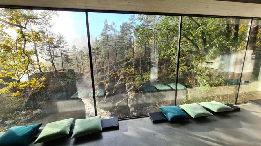 Kristiansand: Wild Salmon Center Guided Tour with Bus Ride - Convenient Bus Ride from Kristiansand to the Salmon Center