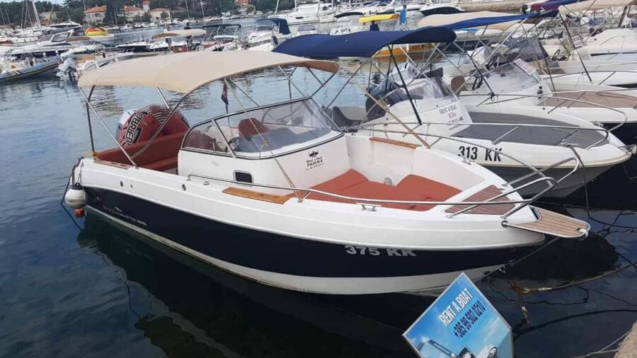 Krk: Rent a boat Admiral 660 - What the Admiral 660 Offers for a Summer Vacation