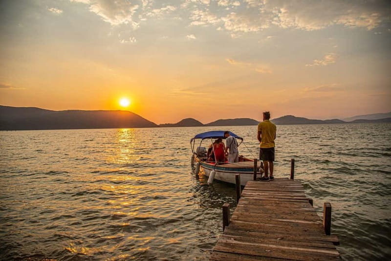 Ksamil: Mussel Sailing Tour with Food and Drink in Albania - Starting at the Port in Ksamil for a Traditional Boat Ride