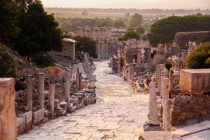 Kusadasi Shore Excursion: Ephesus Sightseeing Tour with Lunch - Exploring Ephesus’s Best-Preserved Ruins and Landmarks