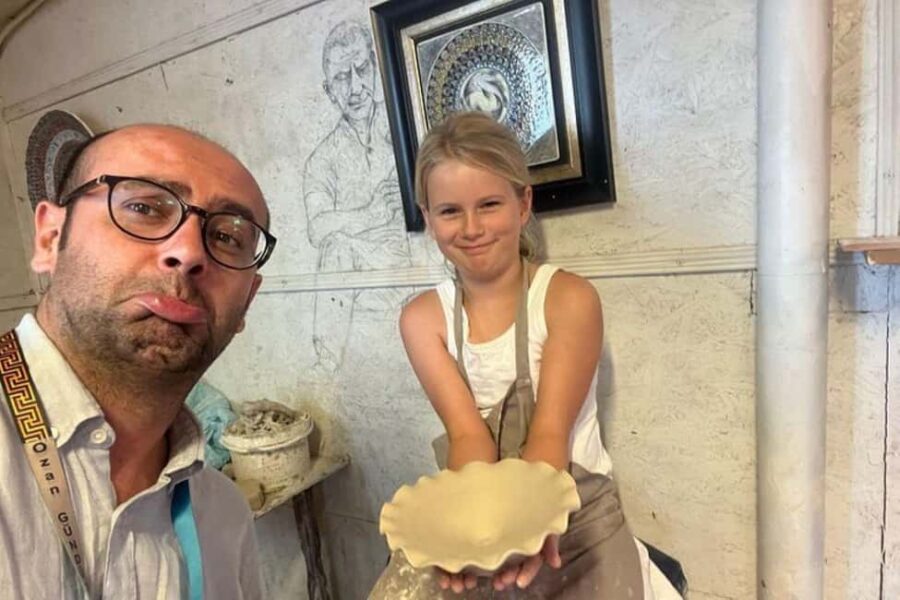 Kusadasi Walking Shopping Tour with Local Expert Guide - Exploring Kusadasi’s Old Town on a Guided Walking Tour