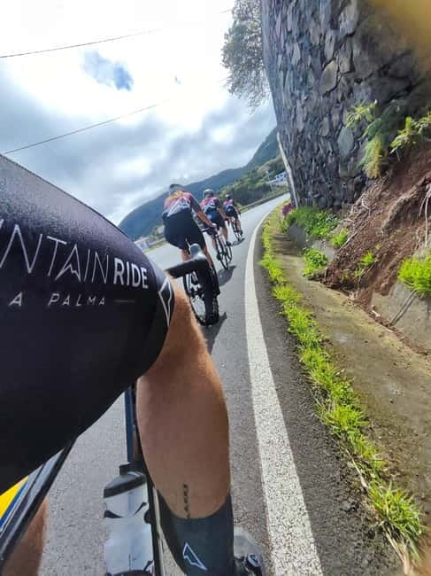 La Palma: Discover the south of the island on a road bike - Starting Point and Transfer to Refugio El Pilar