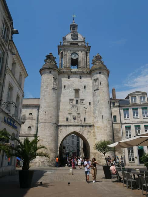 La Rochelle: Old Town and Vieux-Port Guided Walking Tour - Starting Point at Hôtel Le Rupella