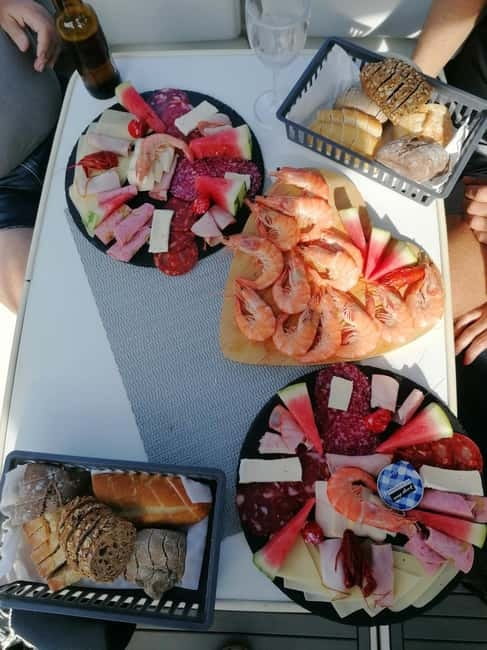 Lagos: Full Day Cruise - The Spacious and Stylish Cranchi Zaffiro 34 Folie