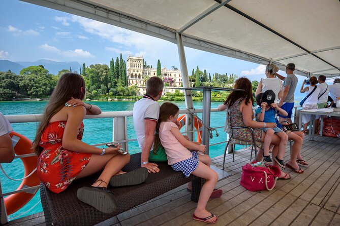 Lake Garda Cruise from Peschiera - Onboard Facilities and Meal Experience