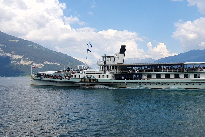 Lake Thun and Lake Brienz Day Pass Ticket for Lake Boat Cruises - Discovering Lake Brienz’s Vibrant Waters