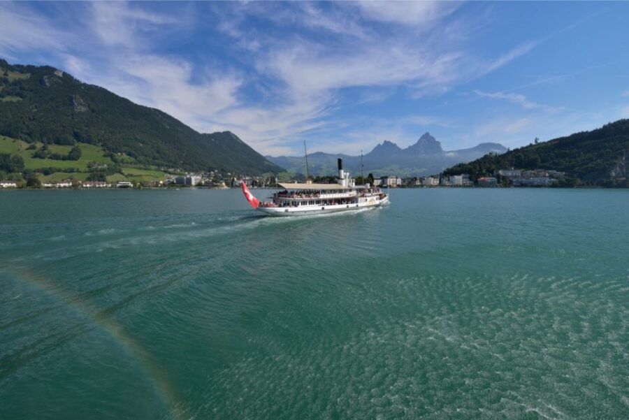 Lake Uri Cruise - Roundtrip from Brunnen to Flüelen - The Departure Point in Brunnen: The Perfect Starting Location