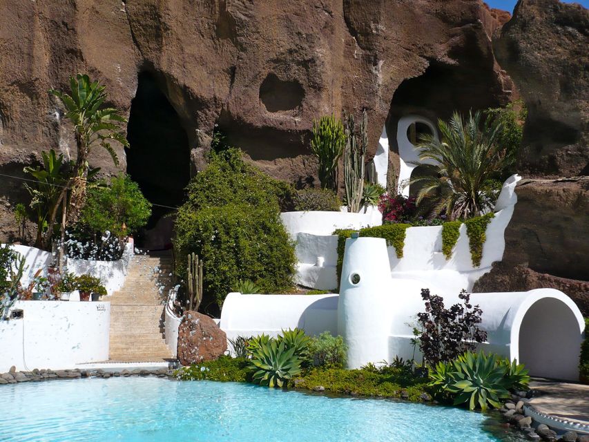 Lanzarote Coast-2-Coast Tour - The Spectacular Cactus Garden: Art and Ecology in Harmony