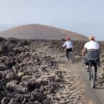Lanzarote: Timanfaya Volcanic Natural Park E-Bike Tour - Riding the Premium E-Bikes Across Volcanic Landscapes