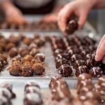Lausanne: Chocolate Tasting and Walking Tour with a Local - Starting Points: Flexible Meeting Locations in Lausanne