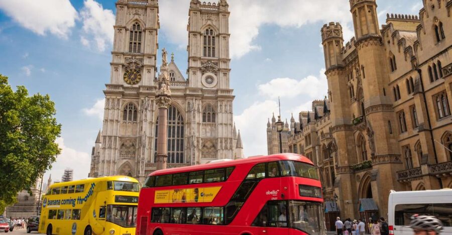 Layover London Private Tour from Heathrow Airport - The Private Chauffeur and Panoramic Sightseeing Experience