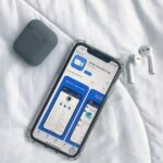 Learn Playful Seductive French Phrases Online - Meeting Point and How the Virtual Experience Works