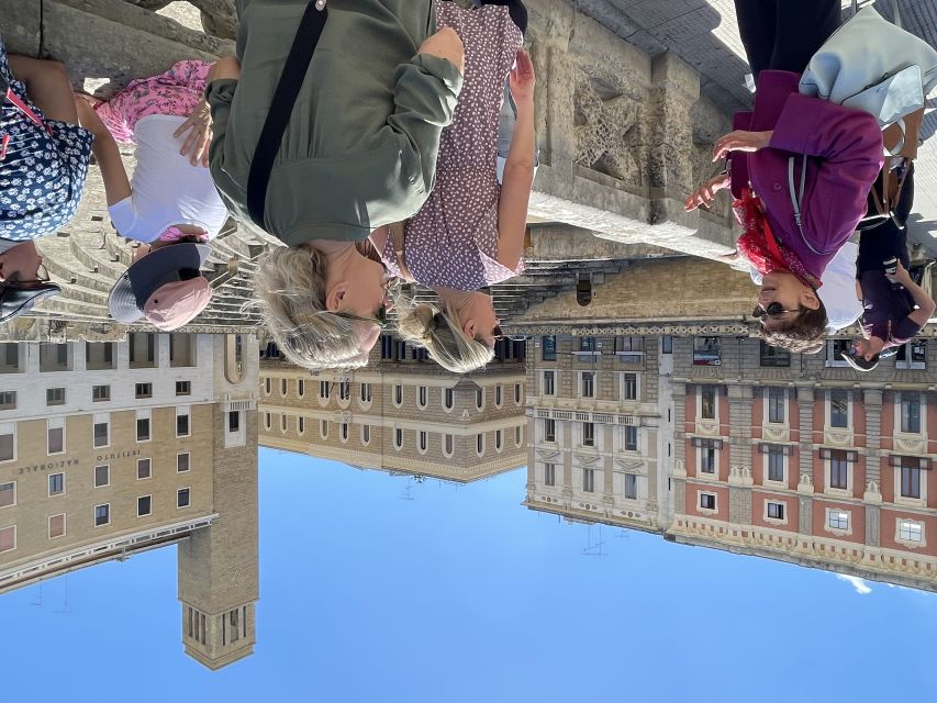 Lecce: Street Food Tasting and Sightseeing Tour - From the Old Town Gates to Piazza SantOronzo