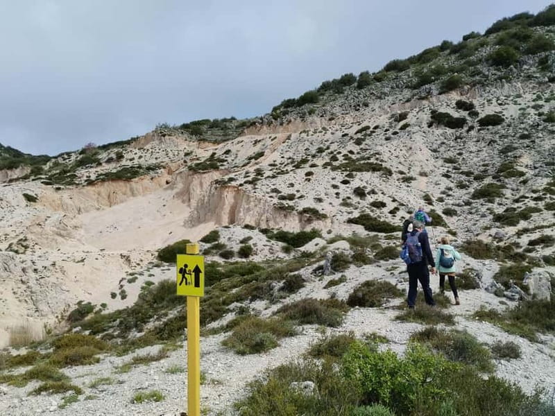 Lefkada : Hike to Eglouvis Fields of Flavor - Starting Point and Hike to Profitis Ilias Church