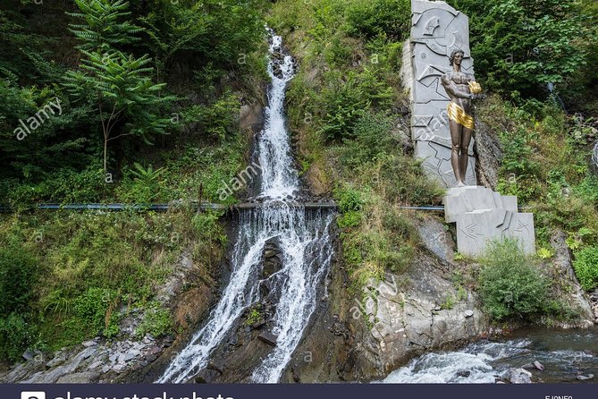 LEGENDARY PLACES OF GEORGIA: VARDZIA, BORJOMI, RABAT.( Private Tour) - Discovering Rabati Castles Cultural Heritage