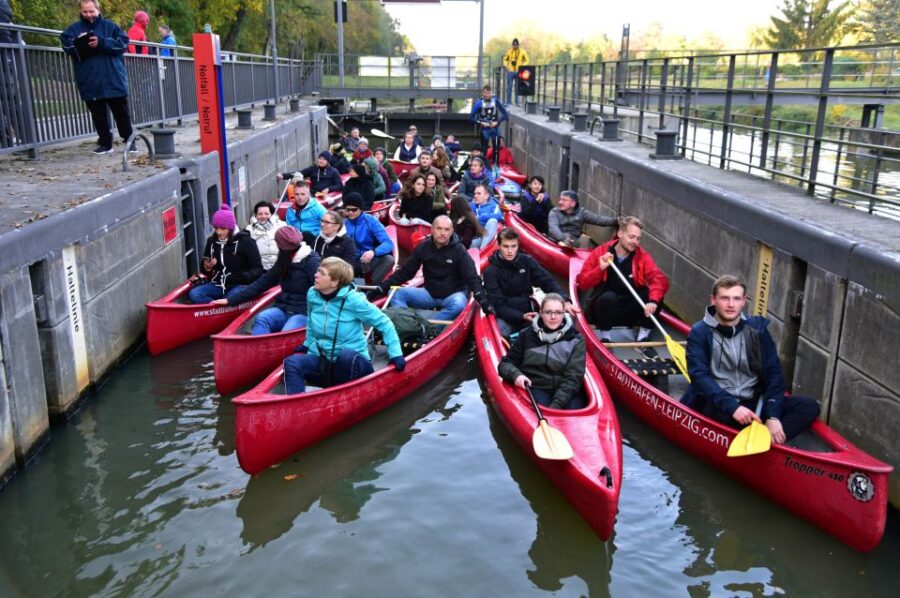 Leipzig: 4-Hour City Center to Cospudener See Tour - Paddling Through the Watergate Connewitz and Leipziger Auwald