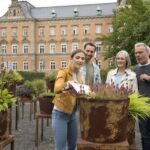 Leipzig Center: Crime Mystery Game - Starting Point: Meeting Your Game Master at Kunsthalle der Sparkasse Leipzig