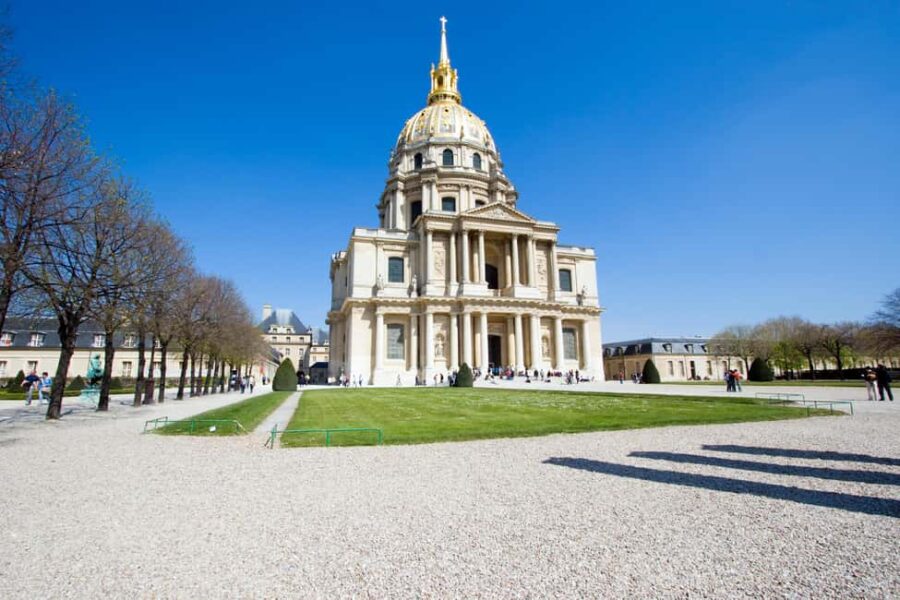 Les Invalides: Royal Hospital to Napoleon's Tomb - Visiting Napoleon’s Tomb and its Complex Legacy