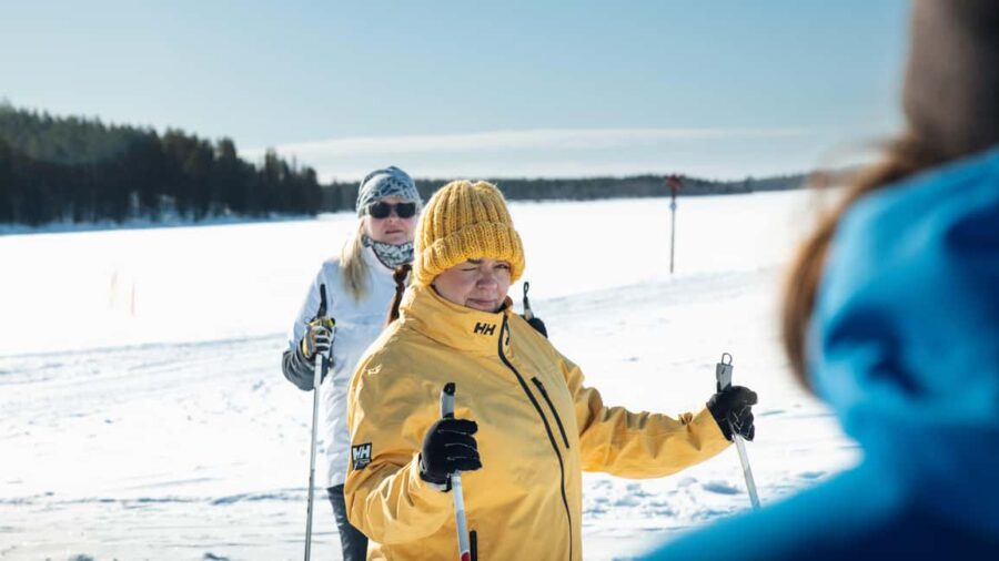 Levi: Cross-Country Skiing Tour for Beginners - Learning Cross-Country Skiing with a Professional Guide