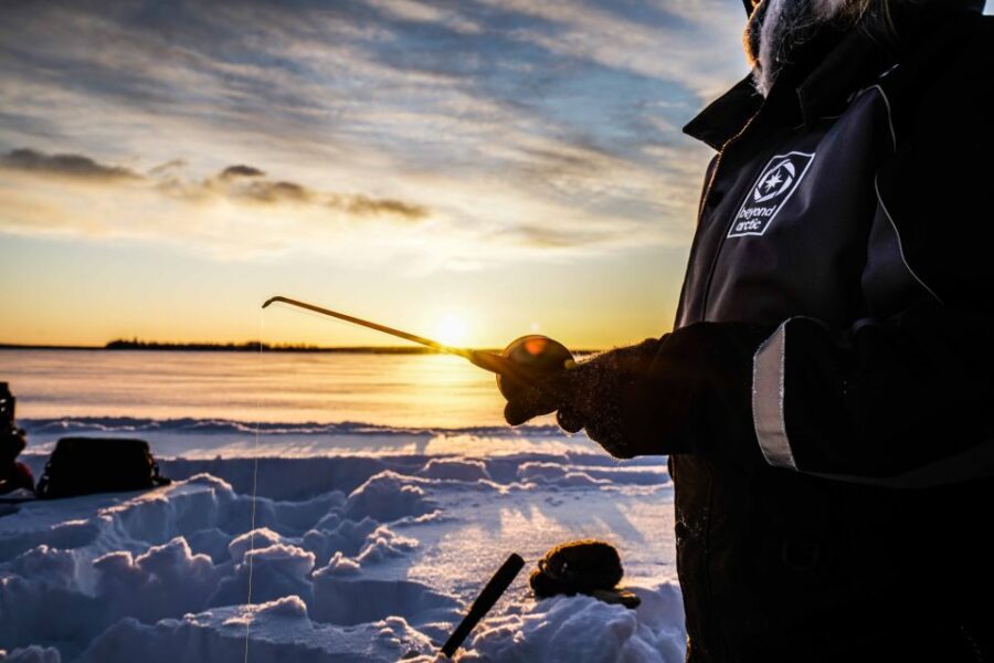 Levi: Ice Fishing on a Frozen Lake - Starting Point and Transportation in Levi