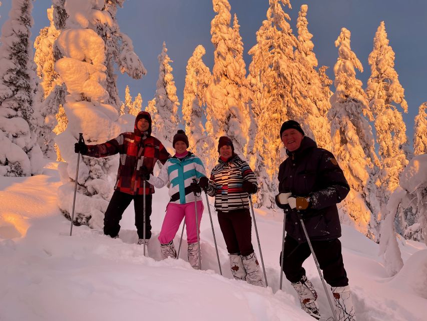 Levi: Lakeside forest snowshoeing - Walking on the Frozen Lake in Levi