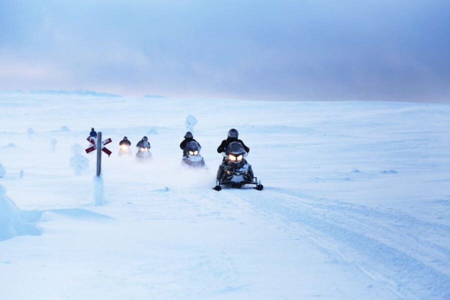 Levi: Snowmobiling Adventure - Snowmobiling Route and Scenic Highlights in Levi